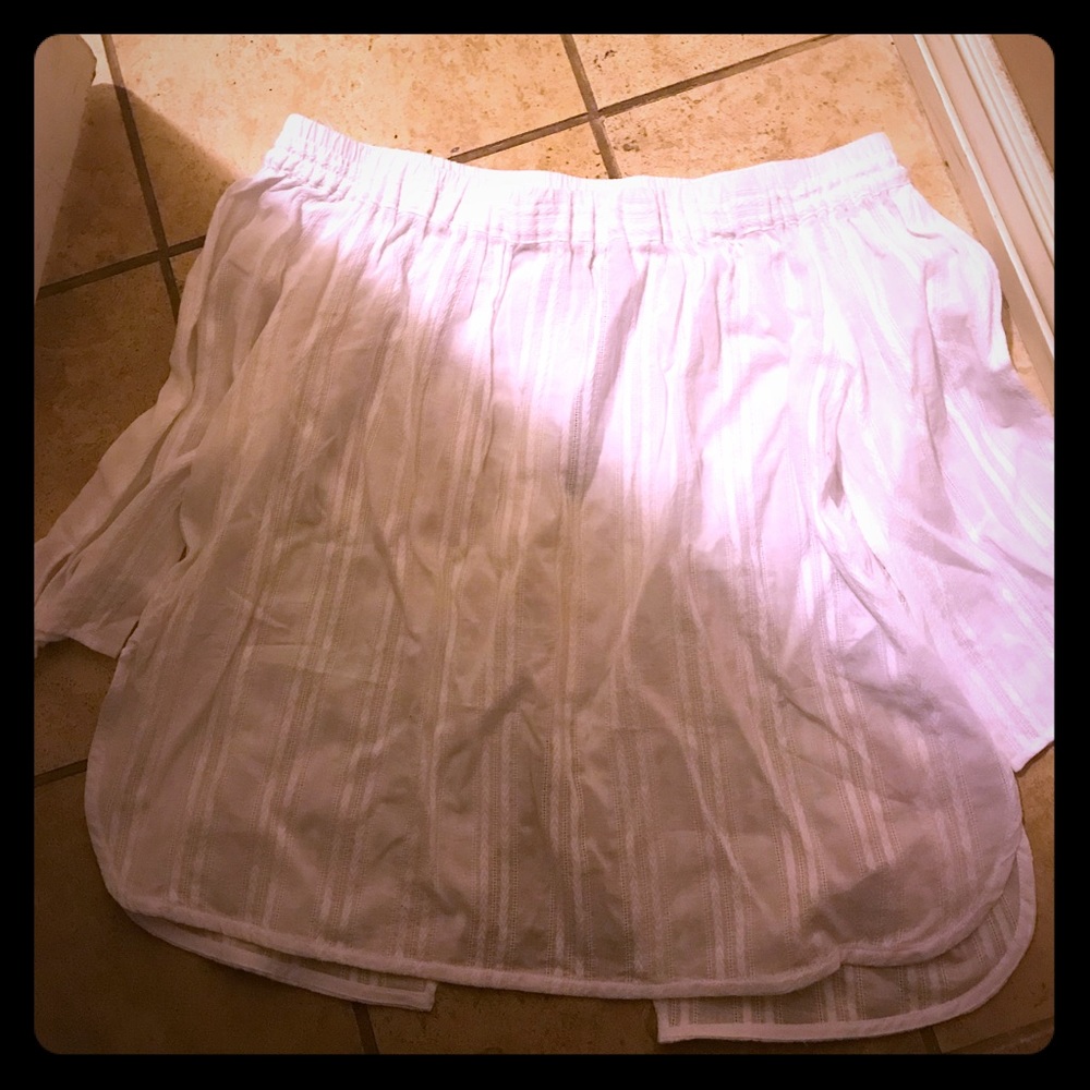 White cold shoulder top